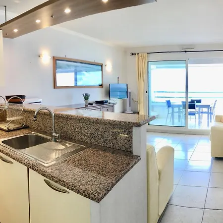 Appartement 1 Bdr With Large Sea Front Terrace & Garage Antibes