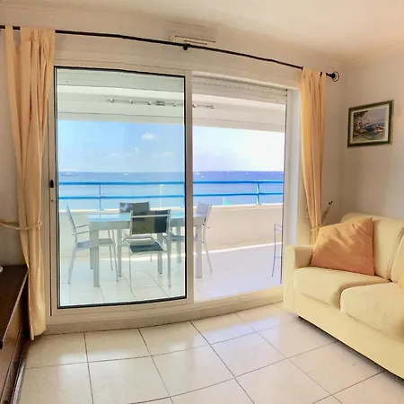 1 Bdr With Large Sea Front Terrace & Garage * Antibes