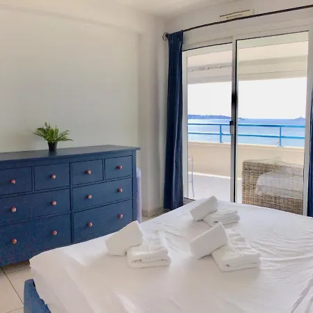 1 Bdr With Large Sea Front Terrace & Garage Appartement Antibes