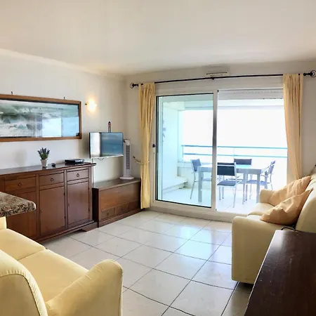 1 Bdr With Large Sea Front Terrace & Garage * Antibes